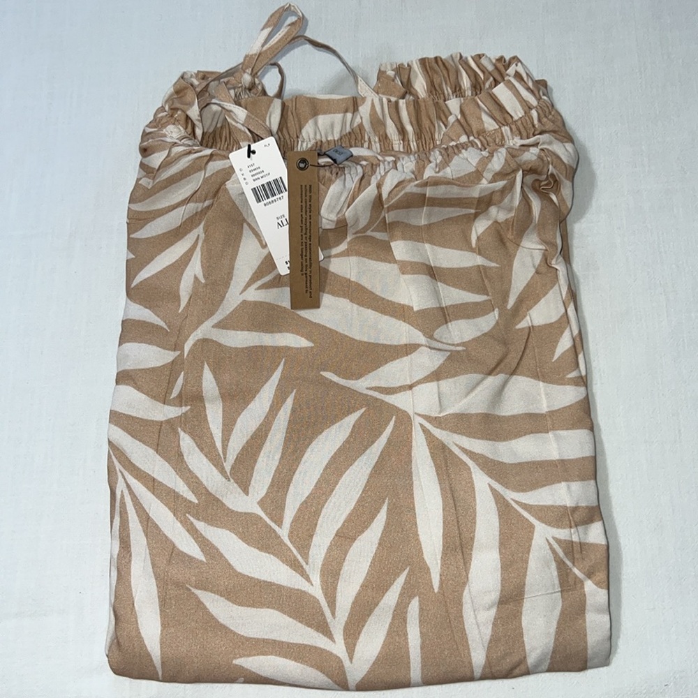 Conditions Apply Printed Tie-Strap Kaftan - One Size - Picture 5 of 9